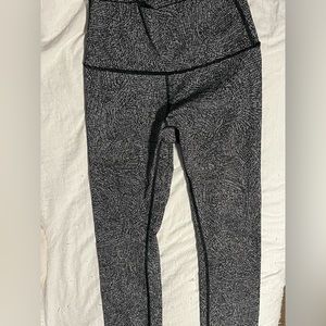 Lulu lemon leggings